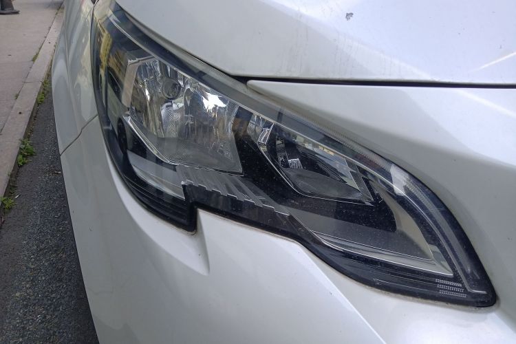 标致4008 2017款 350THP 精英版车身外观8