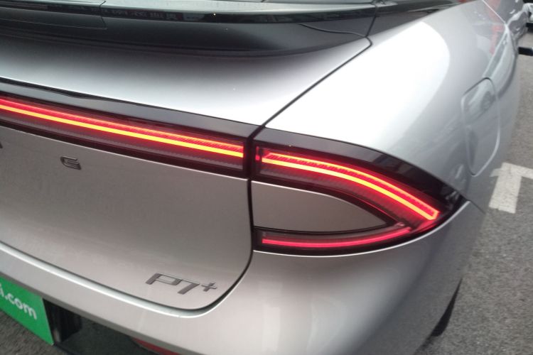 小鹏P7+ 2024款 长续航 Max车身外观9