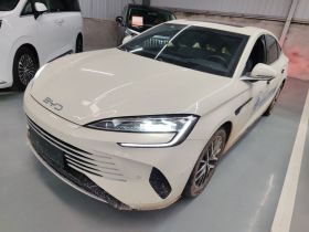 比亚迪 海豹07 DM-i 2025款 智驾版 DM-i 1.5L 125km 尊贵型