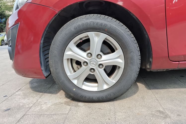 马自达3星骋 2015款 三厢 1.6L 自动精英型车身外观35