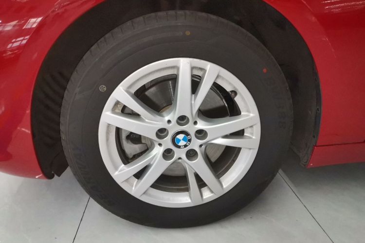 宝马2系旅行车 2016款 218i 领先型车身外观6007