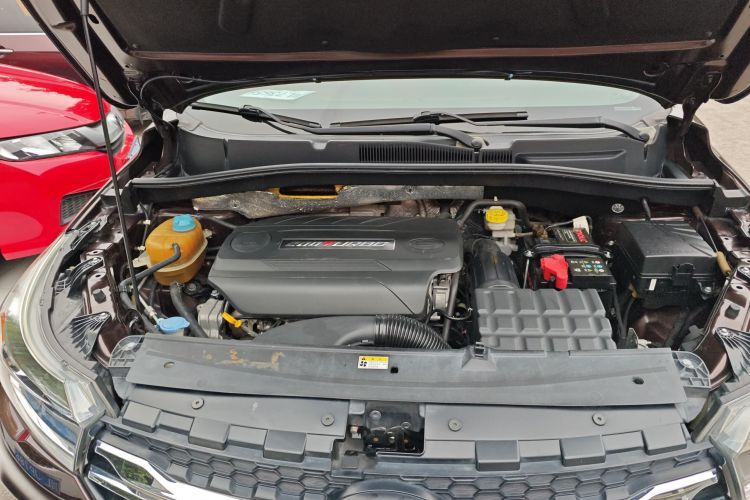 广汽传祺 传祺GS4 2015款 200T 手动豪华版机舱底盘24