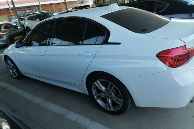 宝马3系 2018款 320Li 领先型M运动套装车身外观4