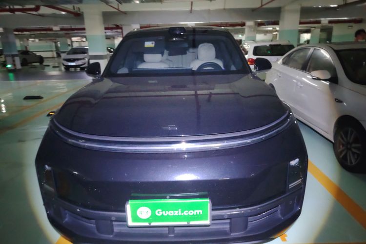 理想汽车 理想L8 2023款 Max车身外观2