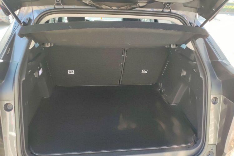 标致4008 2017款 380THP 豪华版局部细节23