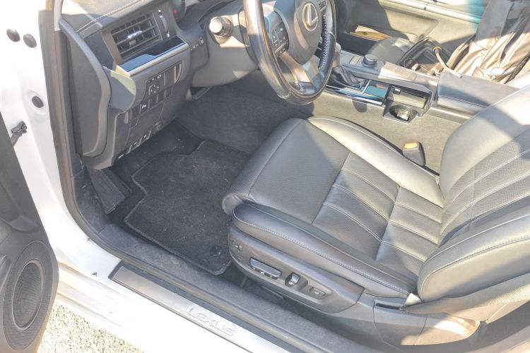 雷克萨斯ES 2015款 200 精英版中控内饰19