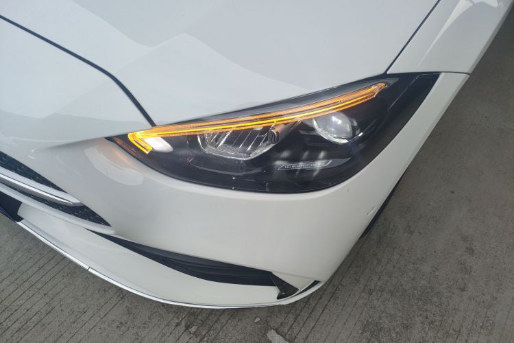 奔驰C级 2022款 C 200 L 运动版局部细节36