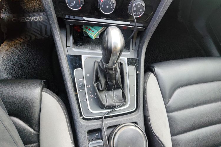 大众 高尔夫 2016款 1.4TSI 自动R-Line中控内饰18