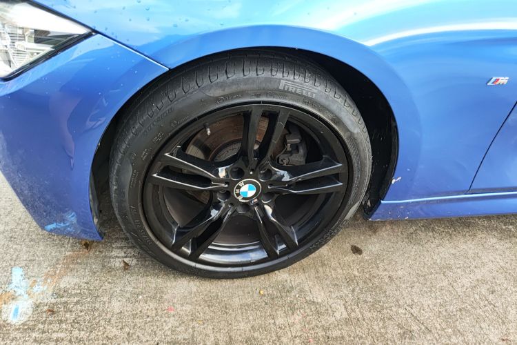 宝马3系 2018款 320i M运动套装车身外观6003