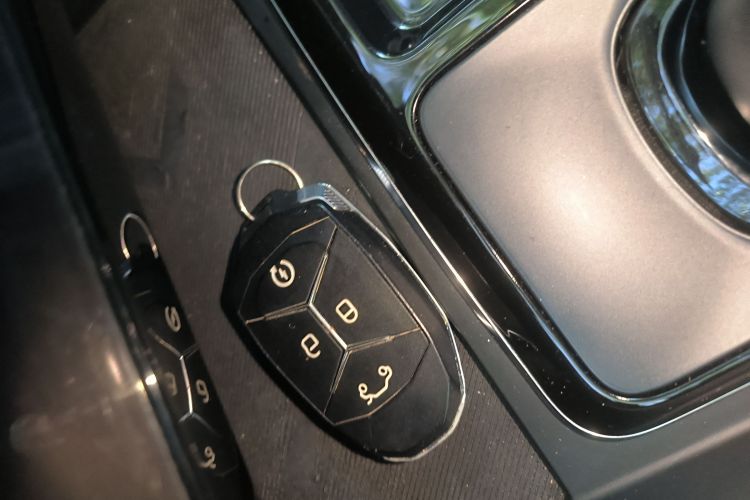 领克02 2018款 1.5T DCT两驱耀Pro版 国V中控内饰7001