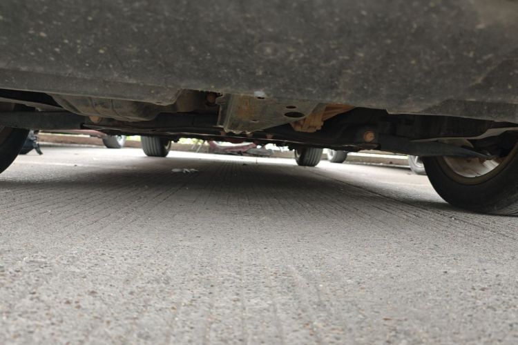 吉利汽车 帝豪 2021款 UP 1.5L 手动豪华型局部细节9008