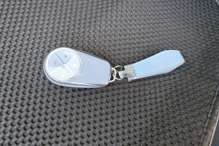 蔚来ES6 2019款 420KM 运动版中控内饰11