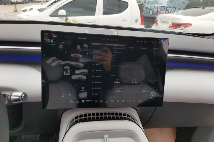 小鹏G7 2025款 702 超长续航 Ultra中控内饰16