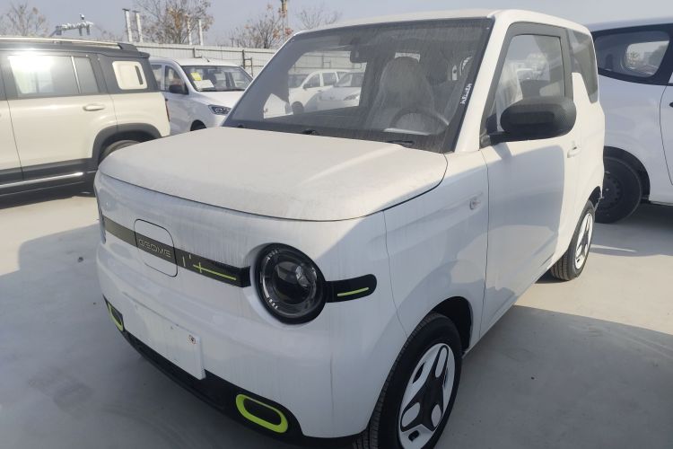 吉利银河 熊猫 2025款 210km 元气熊车身外观1