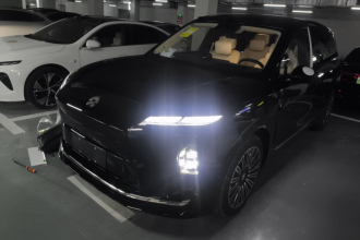 蔚来ES8 2026款 六座行政豪华版