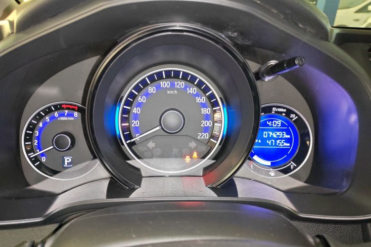 本田 飞度 2016款 1.5L LXS CVT舒适天窗版中控内饰14