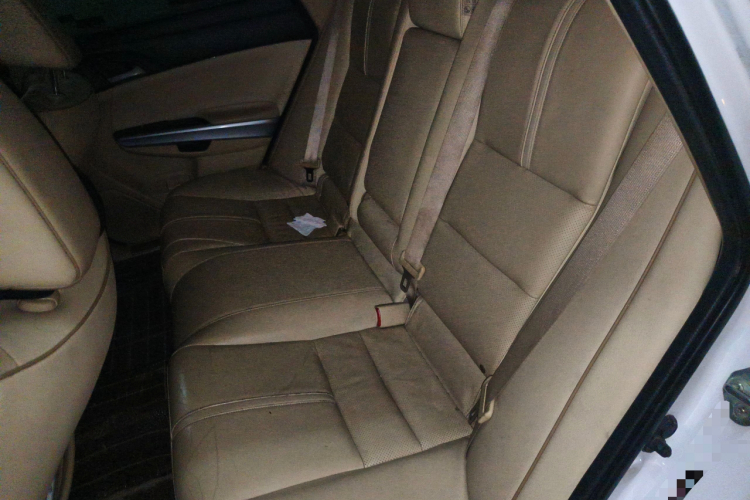 本田 歌诗图 2012款 2.4L 豪华版中控内饰7004