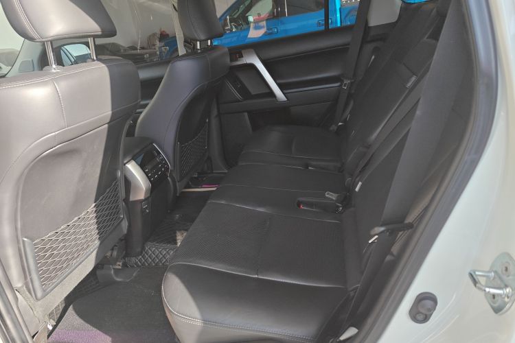 丰田 普拉多 2019款 3.5L 自动TX-L尊享版中控内饰21