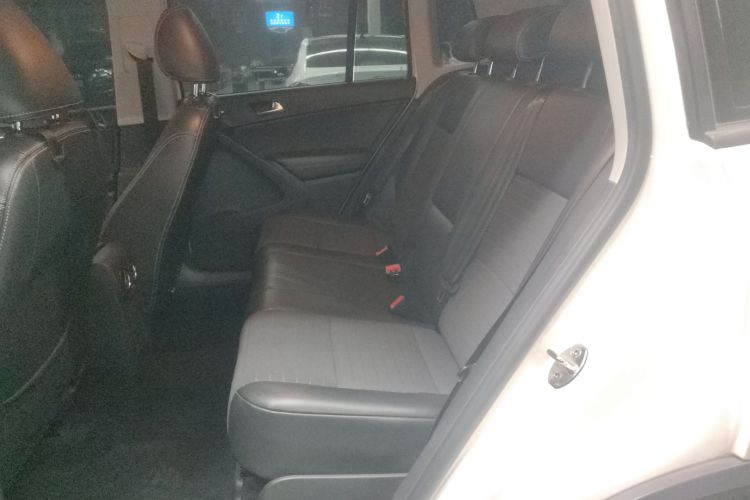 大众 途观 2017款 300TSI 自动两驱丝绸之路风尚版中控内饰21