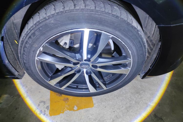 奥迪A6L 2020款 40 TFSI 豪华致雅型车身外观10