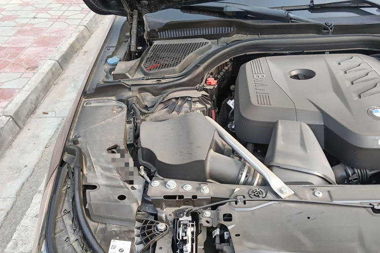 宝马5系 2024款 530Li 领先型 M运动套装局部细节9006