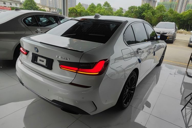 宝马3系 2022款 325Li M运动曜夜套装车身外观6005