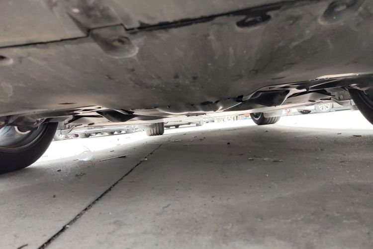 特斯拉 Model Y 2024款 后轮驱动版局部细节9009