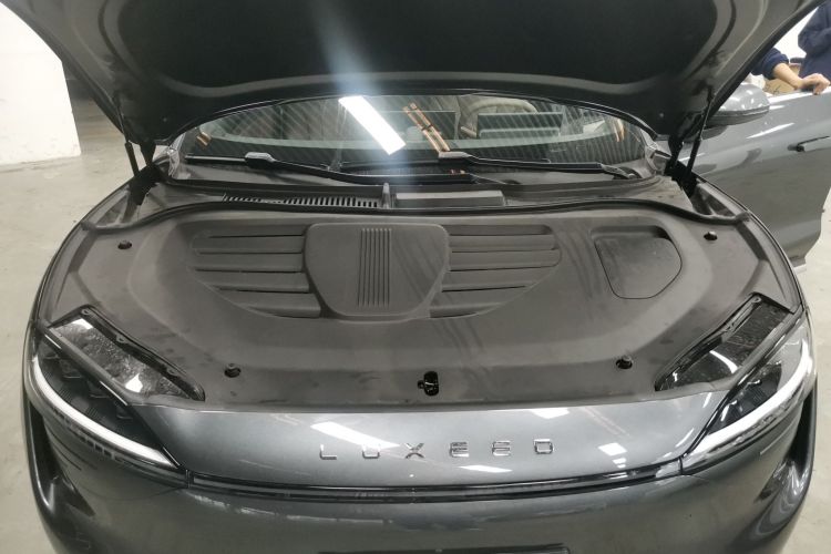 鸿蒙智行 智界R7 2025款 增程 251km Max局部细节24