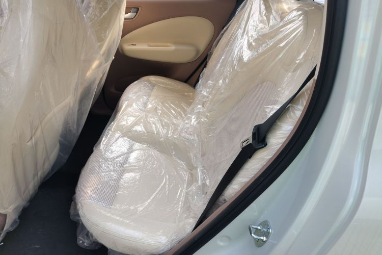 五菱汽车 宏光MINIEV 2025款 四门版 进阶款中控内饰21