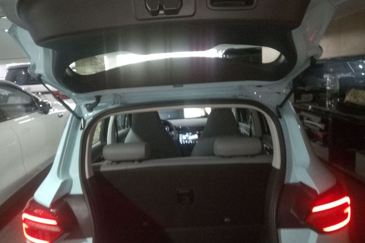 零跑汽车 零跑T03 2025款 403舒享版机舱底盘23