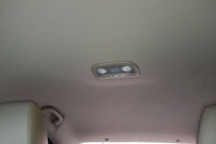 吉利汽车 帝豪 2017款 三厢百万款 1.5L 手动豪华型中控内饰22