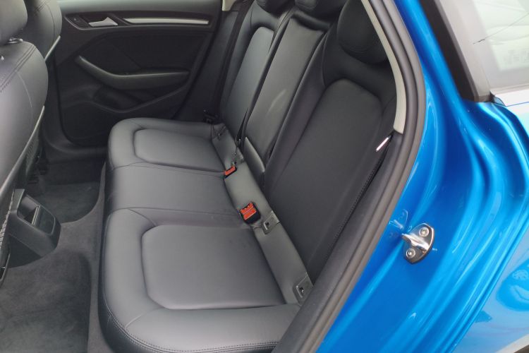 奥迪A3 2015款 Sportback 35 TFSI 百万纪念智领型中控内饰21