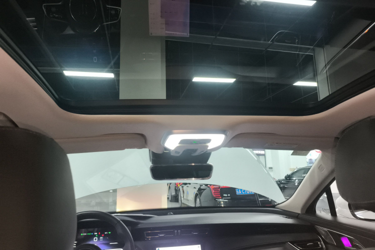 红旗H5 2023款 2.0T 自动智联旗畅版局部细节22