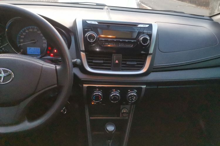 丰田 YARiS L 致炫 2016款 改款 1.5E CVT魅动版局部细节16