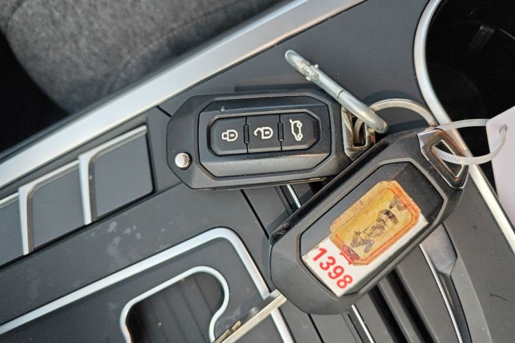 福特 领界 2019款 定制版中控内饰7001