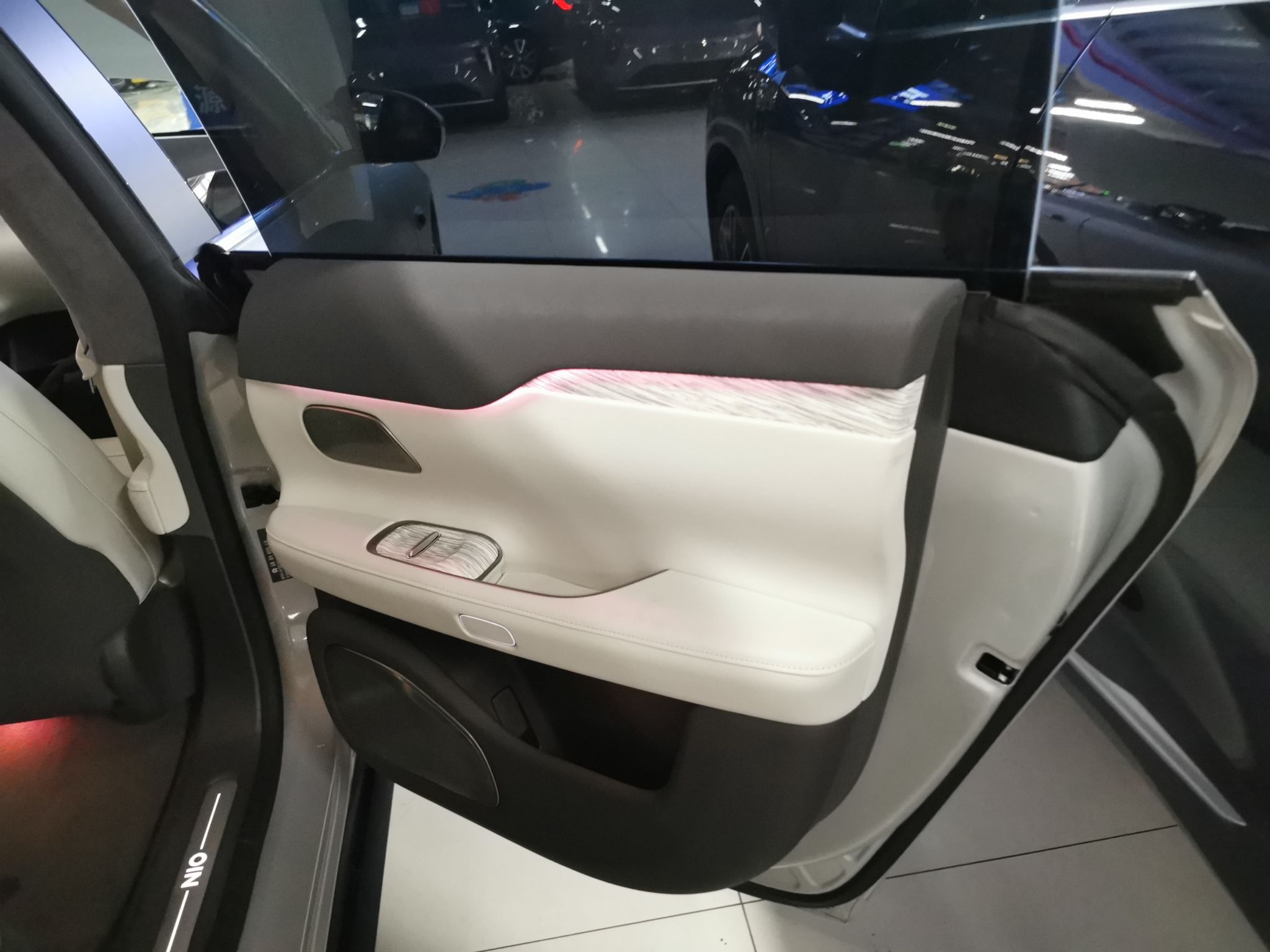 蔚来ET7 2023款 100kWh 签名版