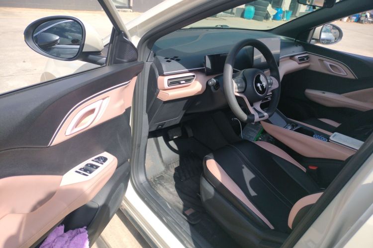 比亚迪 海鸥 2025款 305km 活力版中控内饰20