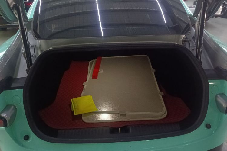 小鹏P7 2020款 586N机舱底盘23