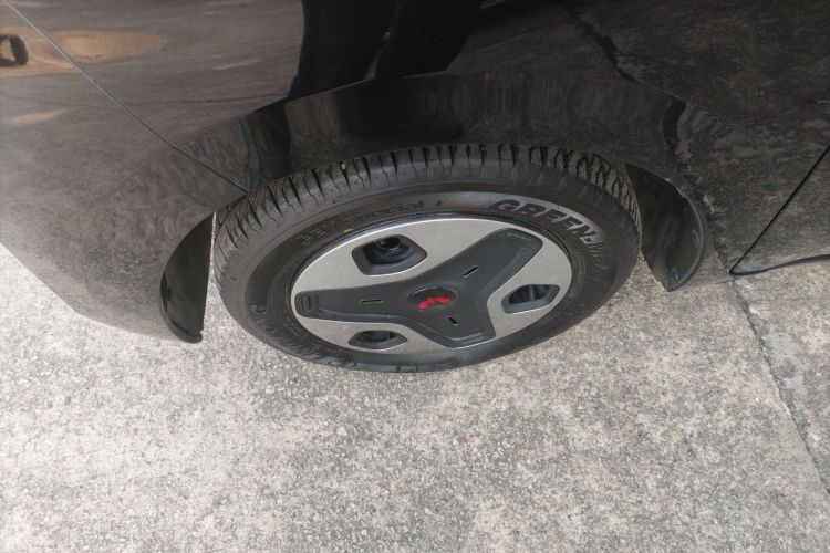 五菱汽车 五菱之光新能源 2025款 201km 舒适型车身外观6007