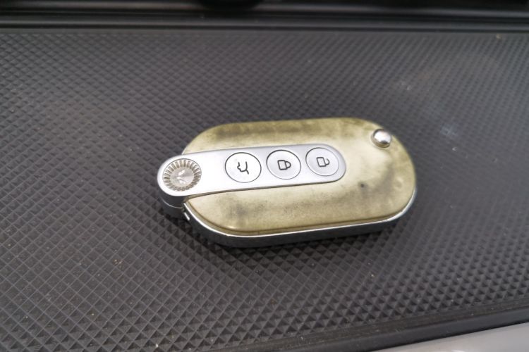 五菱汽车 宏光MINIEV 2022款 GAMEBOY 300km 玩咖款 磷酸铁锂中控内饰7001