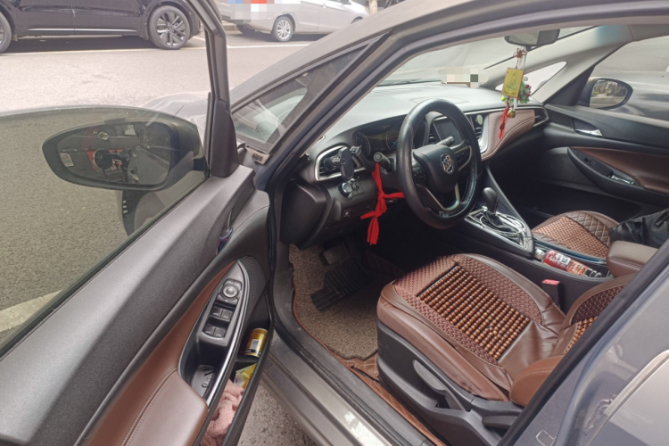 别克GL6 2018款 18T 6座豪华型中控内饰20