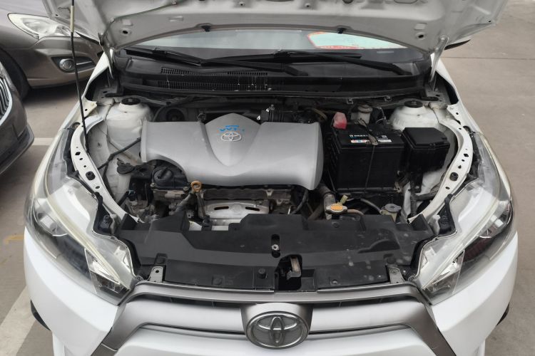 丰田 YARiS L 致炫 2015款 1.5E 自动魅动版机舱底盘24
