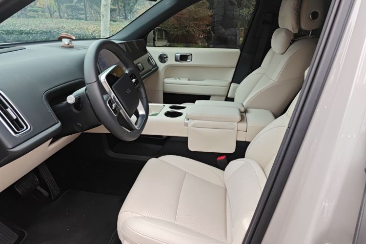 理想汽车 理想L6 2025款 Max 智能焕新版中控内饰19