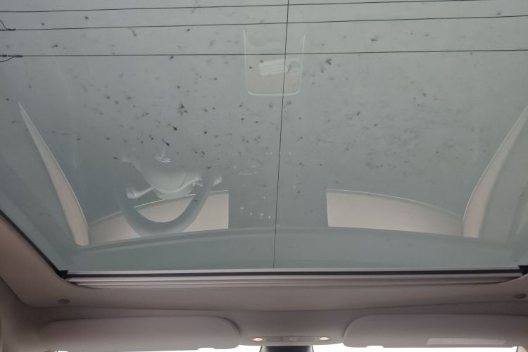 特斯拉 Model Y 2021款 标准续航后驱版中控内饰22