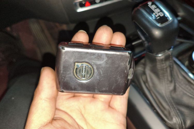 沃尔沃XC60 2019款 T5 四驱智逸版 国VI中控内饰7001