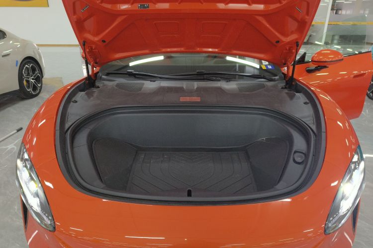 小米汽车 小米SU7 2024款 四驱超长续航高阶智驾Max版机舱底盘24