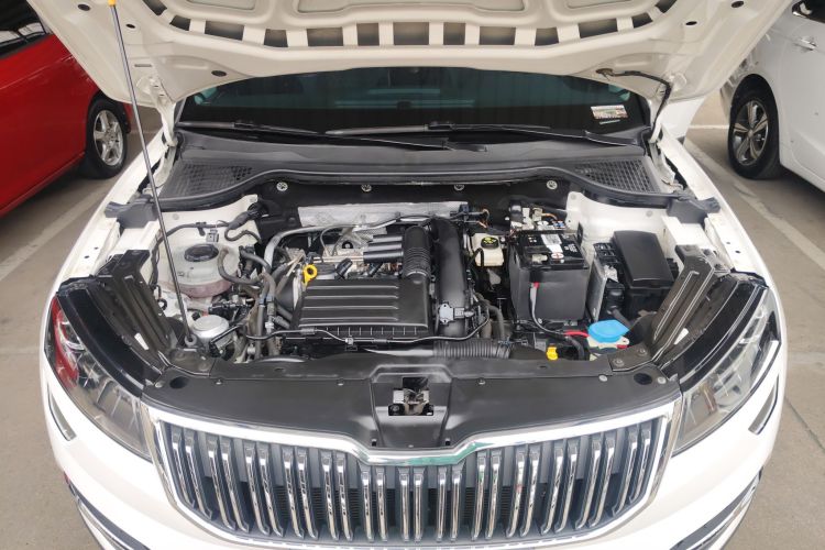 斯柯达 柯珞克 2020款 TSI280 智行科技版 国VI机舱底盘24