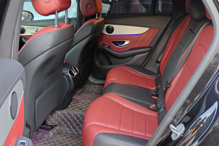 奔驰GLC轿跑 2021款 GLC 260 4MATIC 轿跑SUV中控内饰21