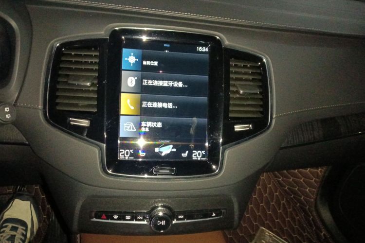沃尔沃XC90新能源 2021款 E驱混动 T8 智尊豪华版 7座中控内饰16