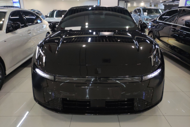 领克07 2024款 EM-P 126长续航 Halo车身外观2